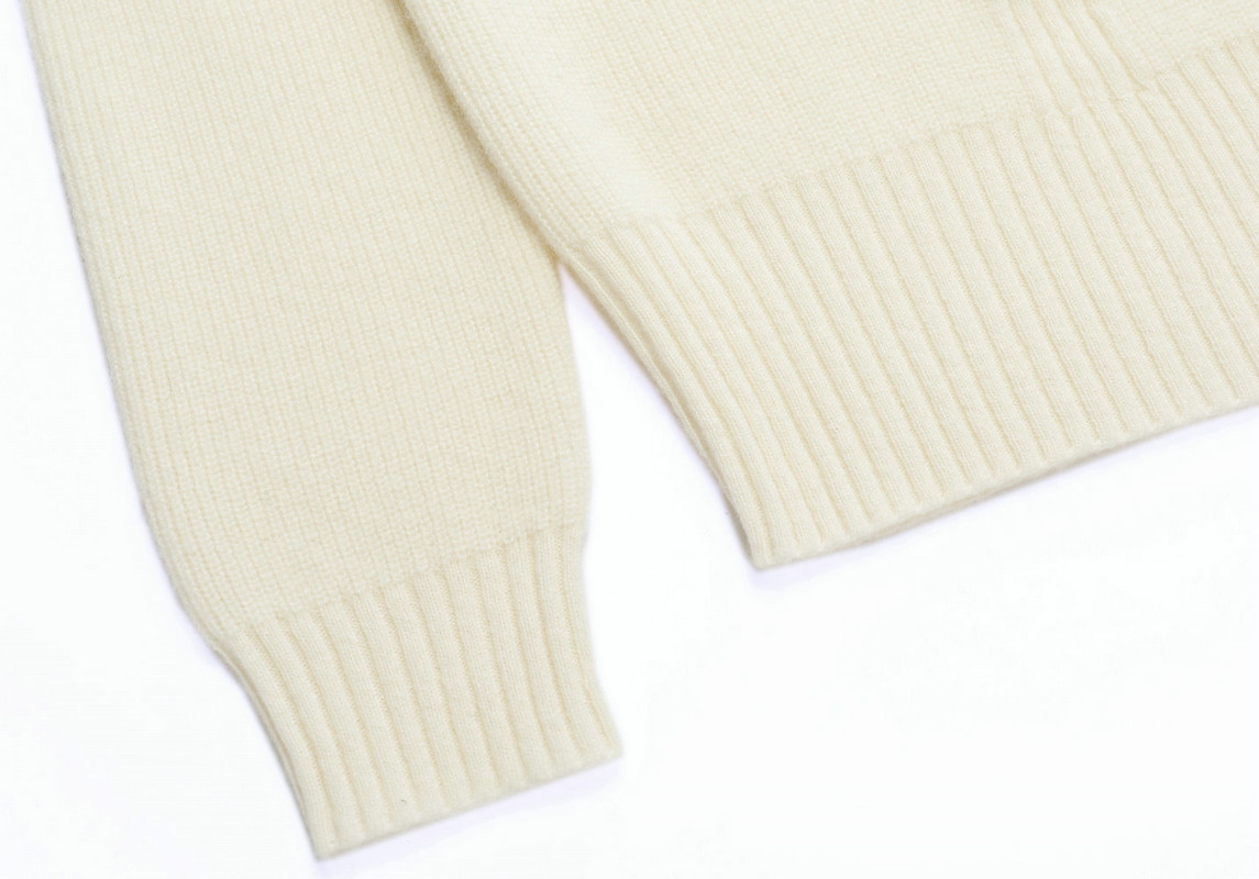 2239-1 12GG 2/27 100%CASHMERE